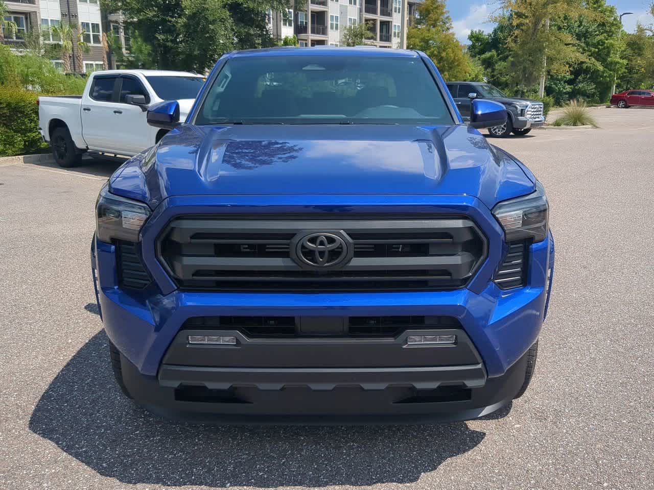 2025 Toyota Tacoma SR5 Double Cab photo 10