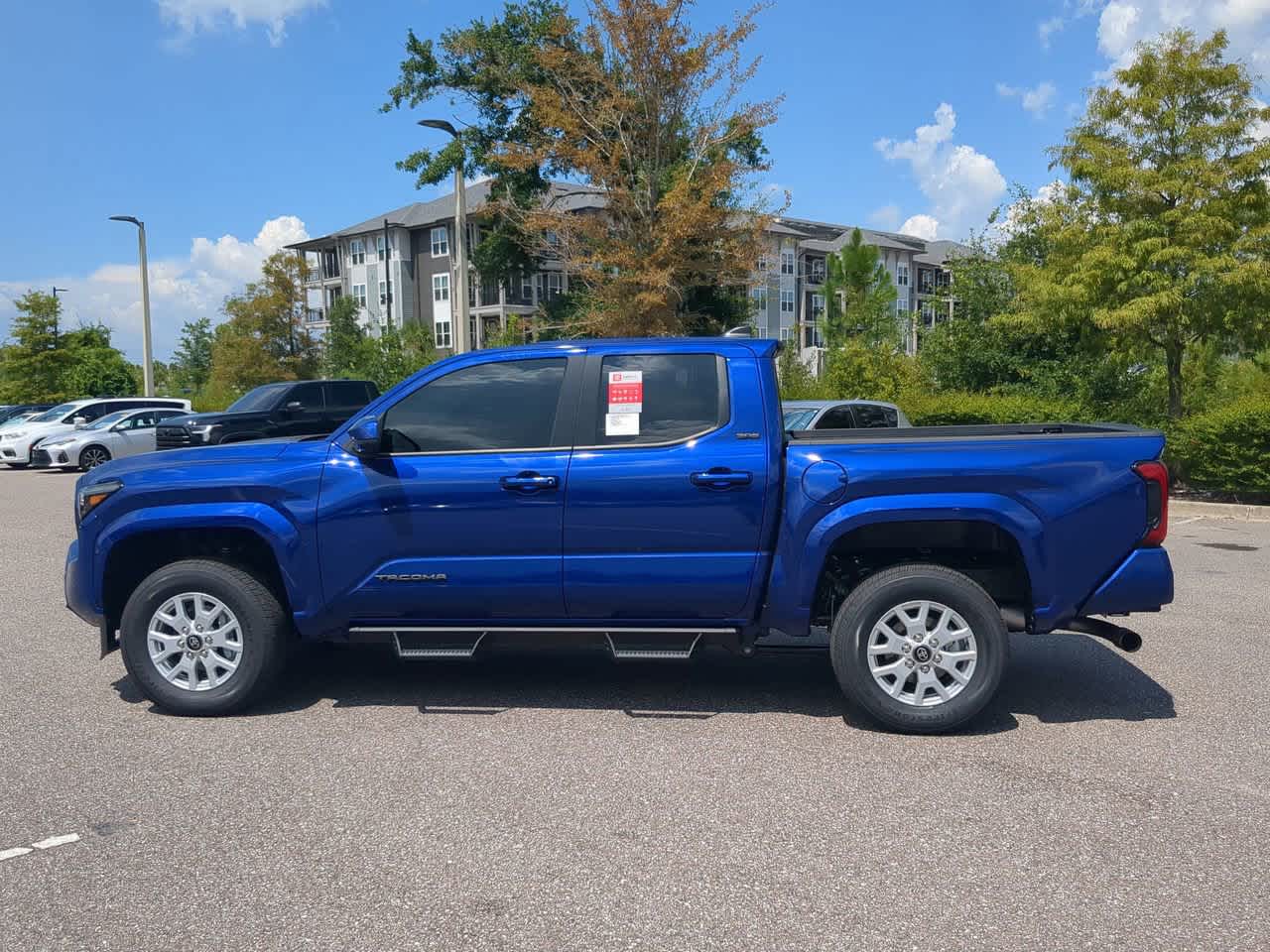 2025 Toyota Tacoma SR5 Double Cab photo 4