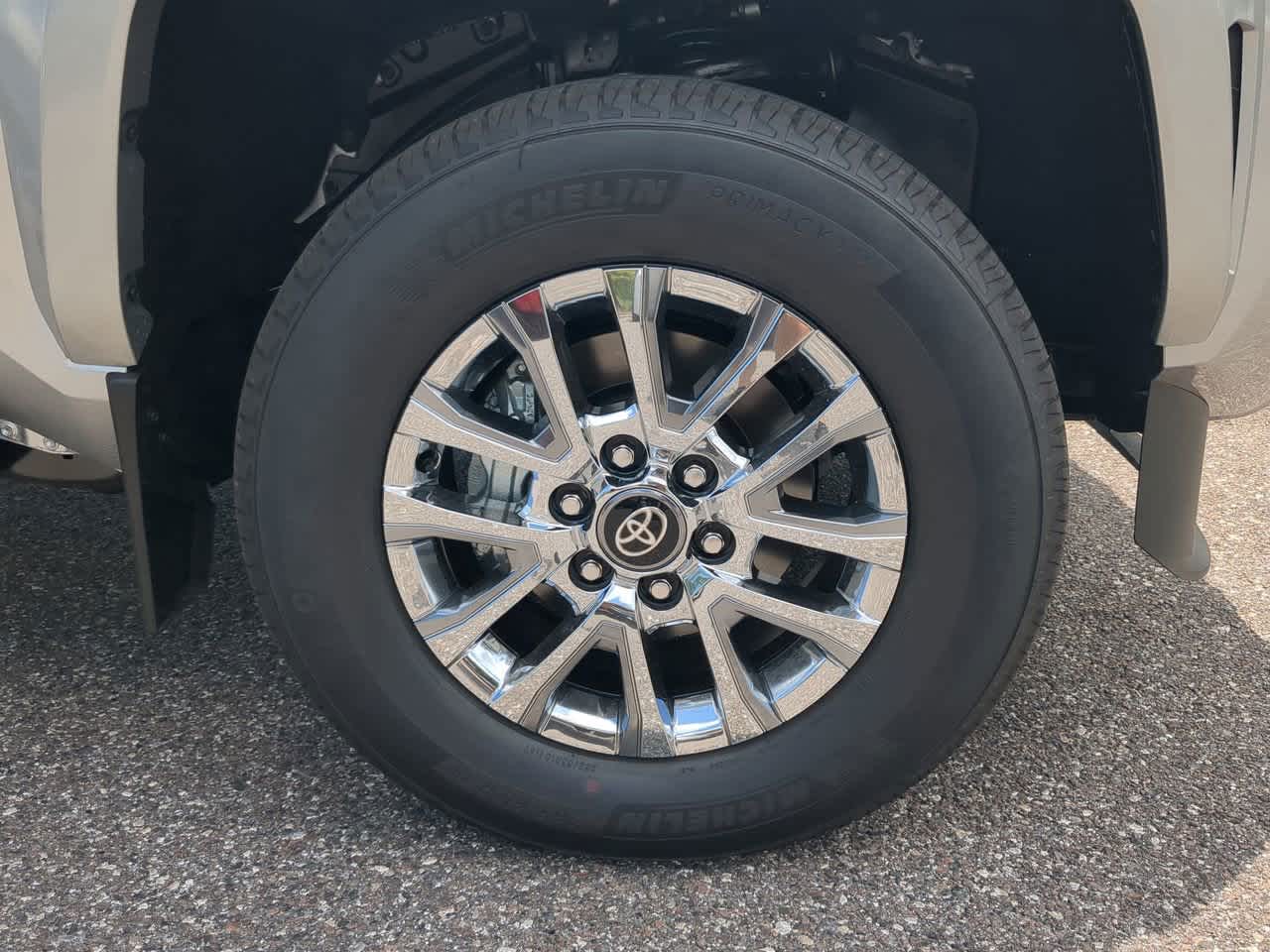2025 Toyota Tacoma Limited Double Cab photo 8