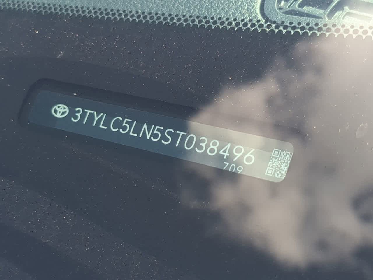 2025 Toyota Tacoma TRD Off-Road Double Cab photo 25