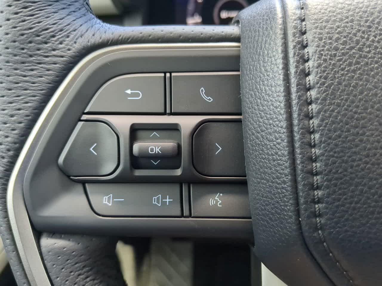 2025 Toyota Tacoma TRD Off-Road Double Cab photo 21