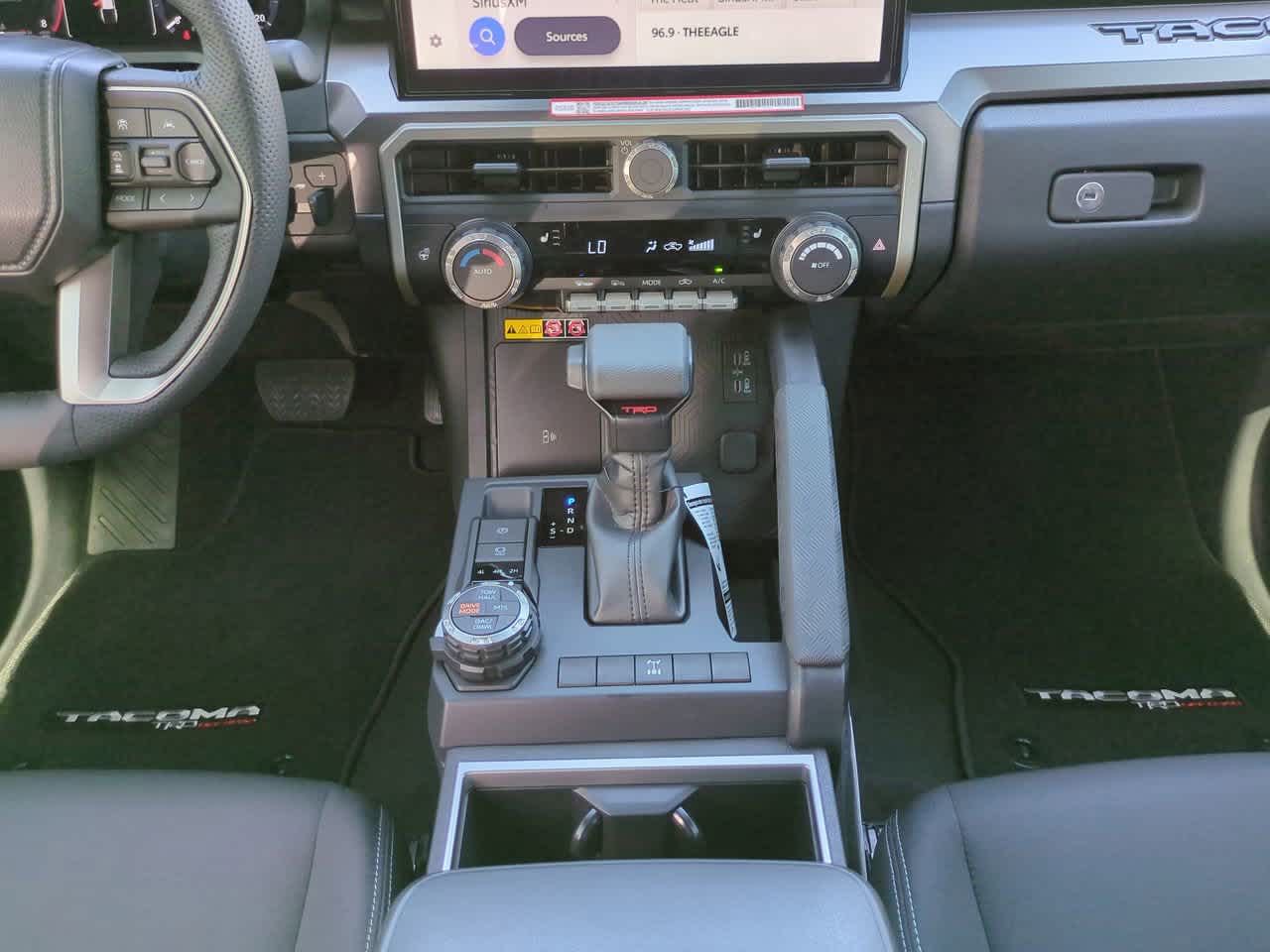 2025 Toyota Tacoma TRD Off-Road Double Cab photo 18