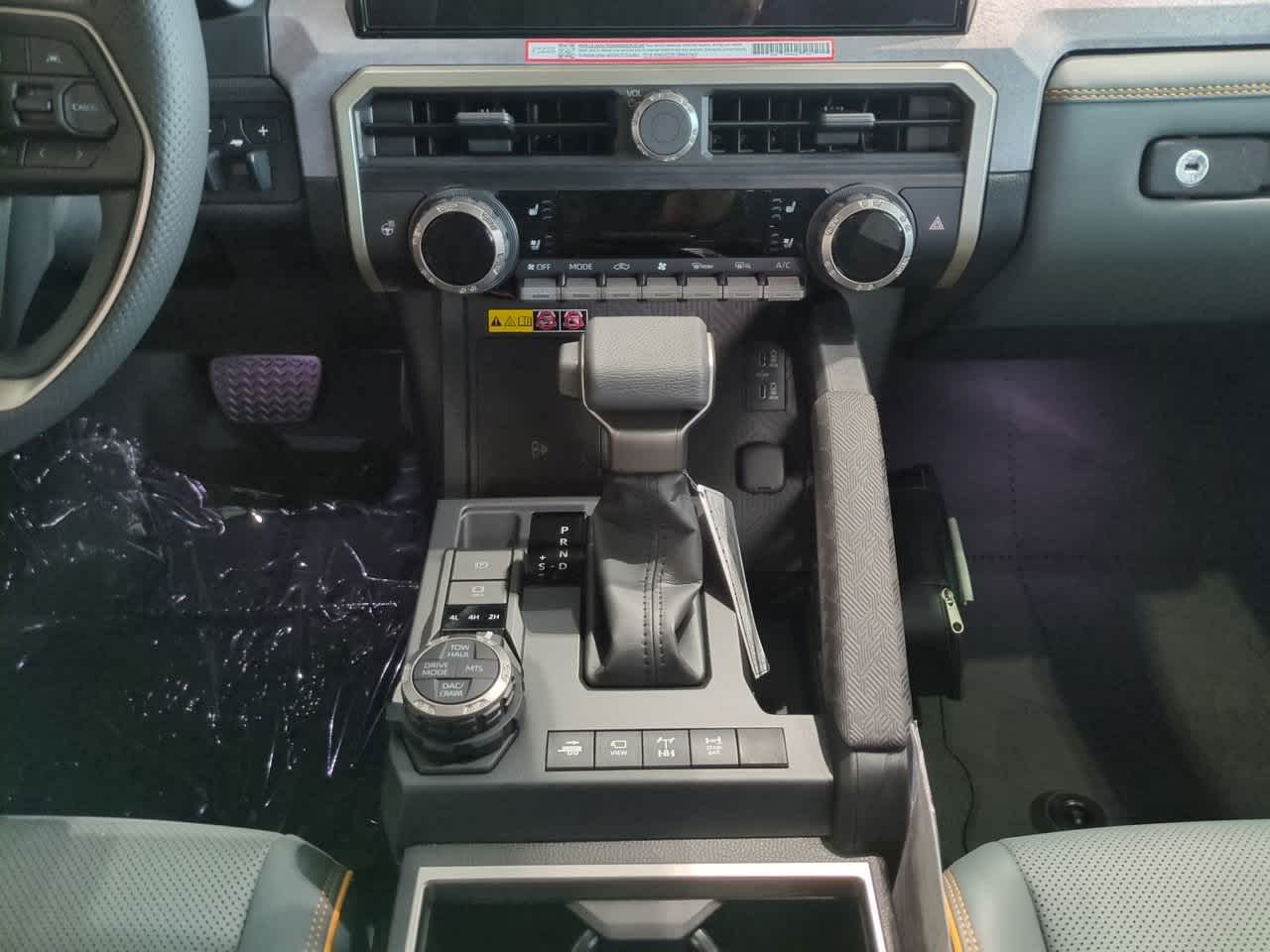 2025 Toyota Tacoma Trailhunter Double Cab photo 14