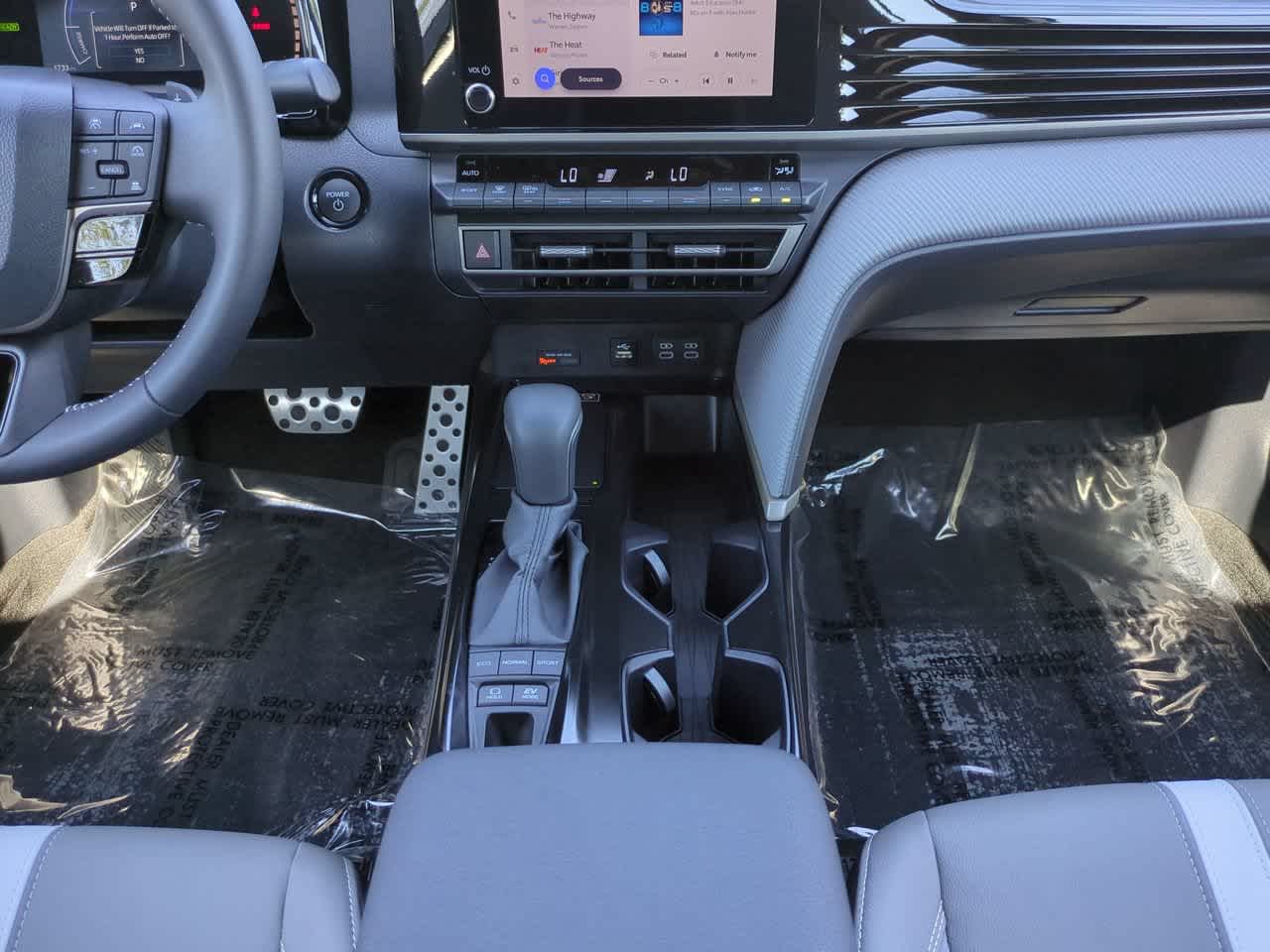 Certified Used 2026 Ice Cap Toyota SE image 18