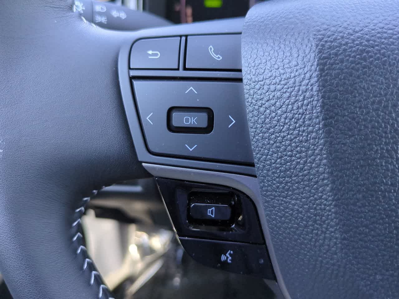 Certified Used 2026 Ice Cap Toyota SE image 22