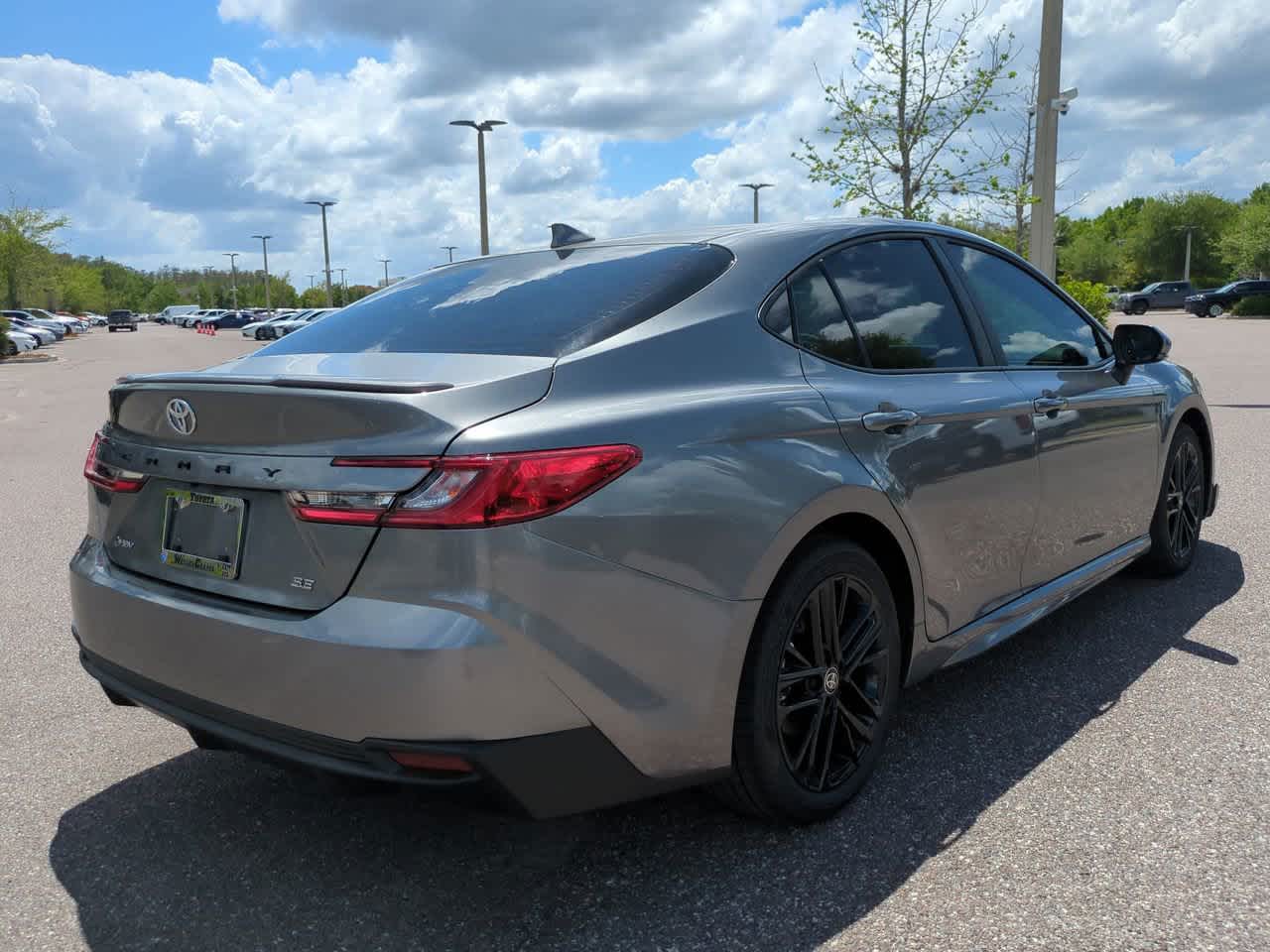 View vehicle photo 6