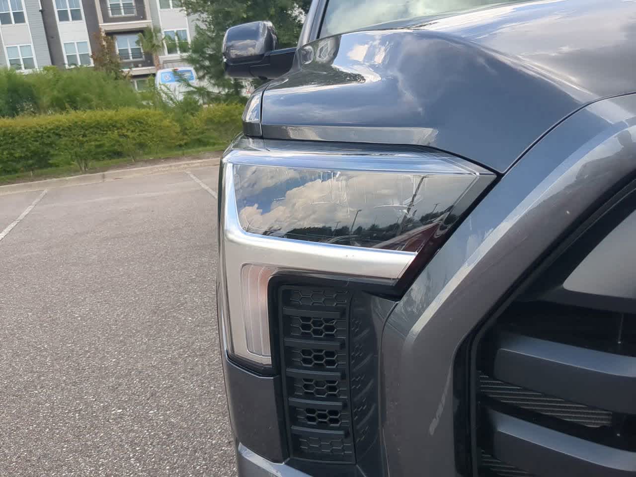 2025 Toyota Tundra SR5 CrewMax photo 10