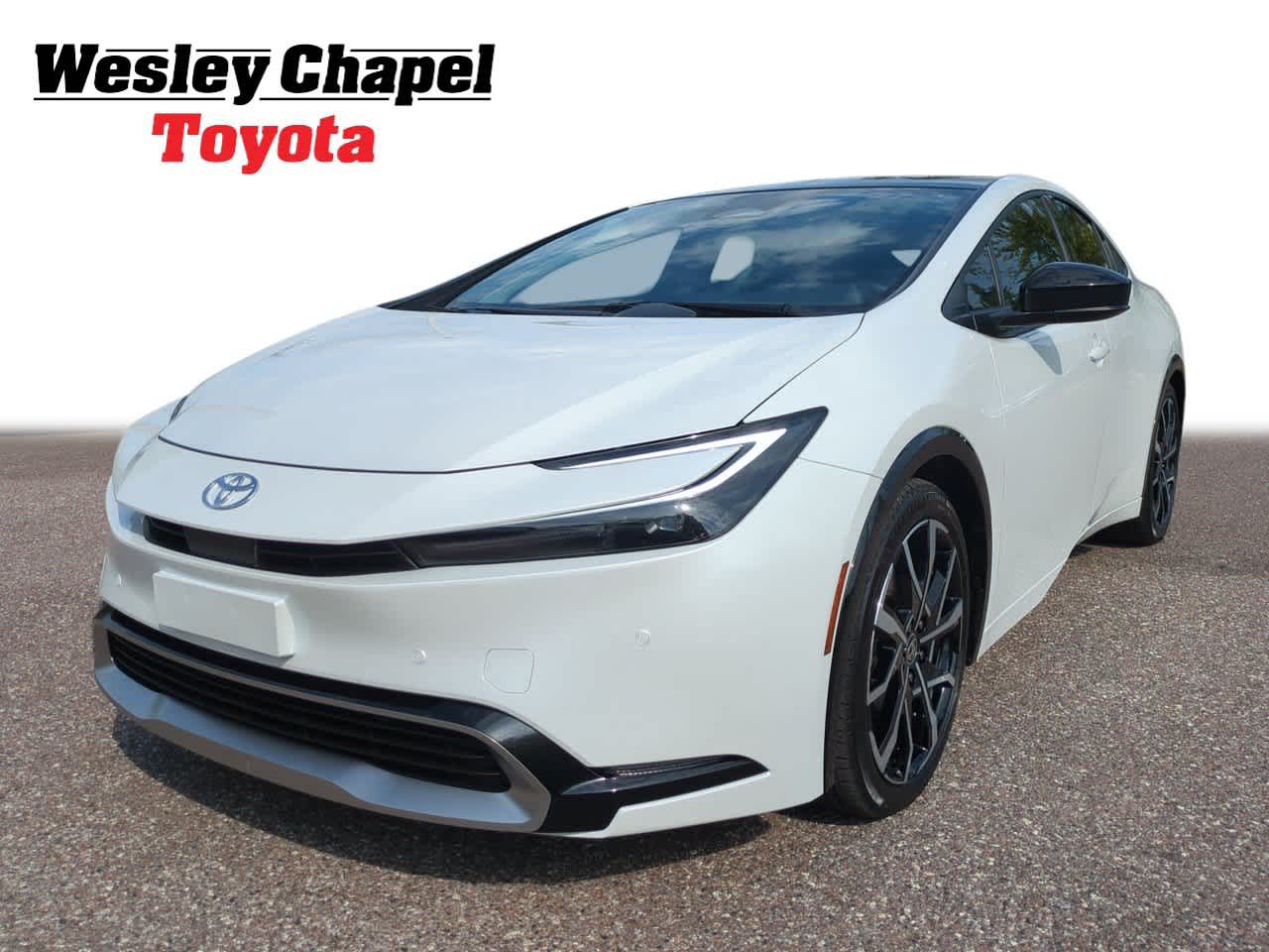 White (Wind Chill Pearl) 2026 Toyota Prius Plug-In Hybrid Hatchback Front-Wheel Drive Continuously Variable Transmission