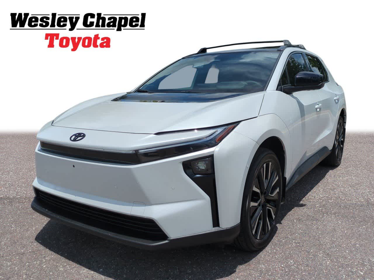White (Wind Chill Pearl) 2026 Toyota bZ SUV / Crossover Front-Wheel Drive 1-Speed Automatic
