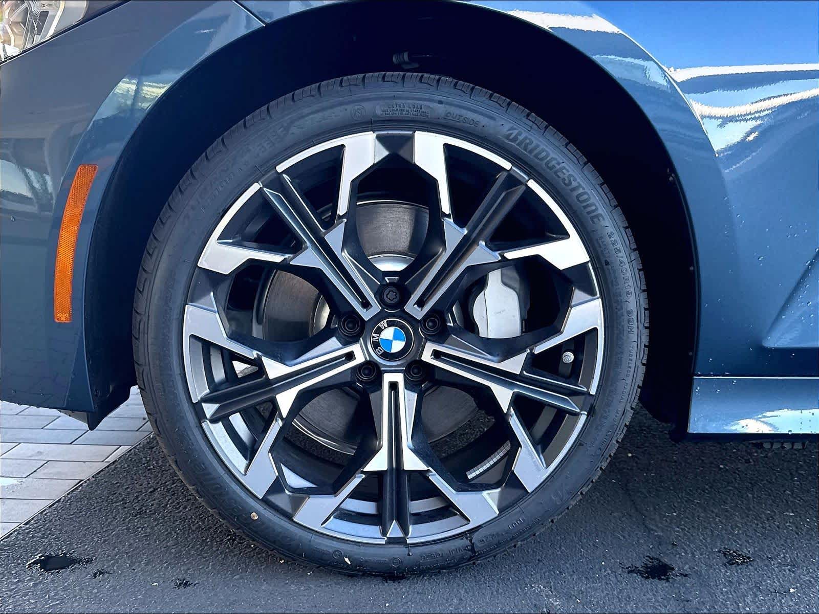 New 2026 BMW 330i NA Sedan