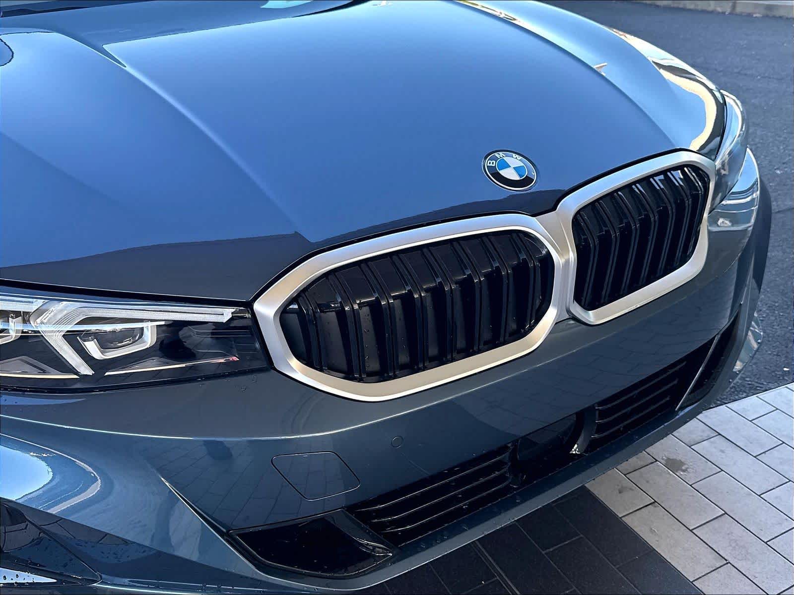 New 2026 BMW 330i NA Sedan