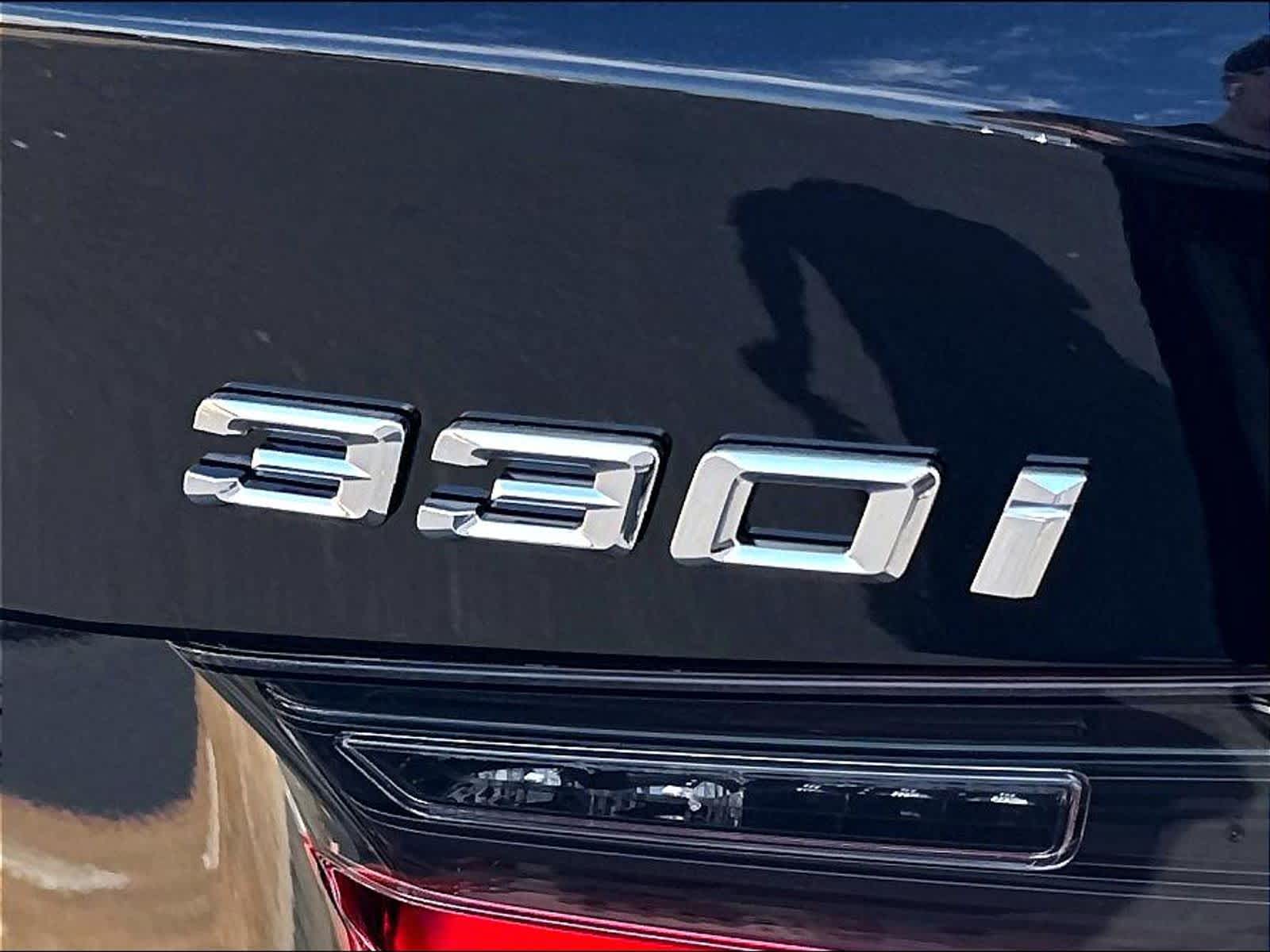 New 2026 BMW 330i NA Sedan