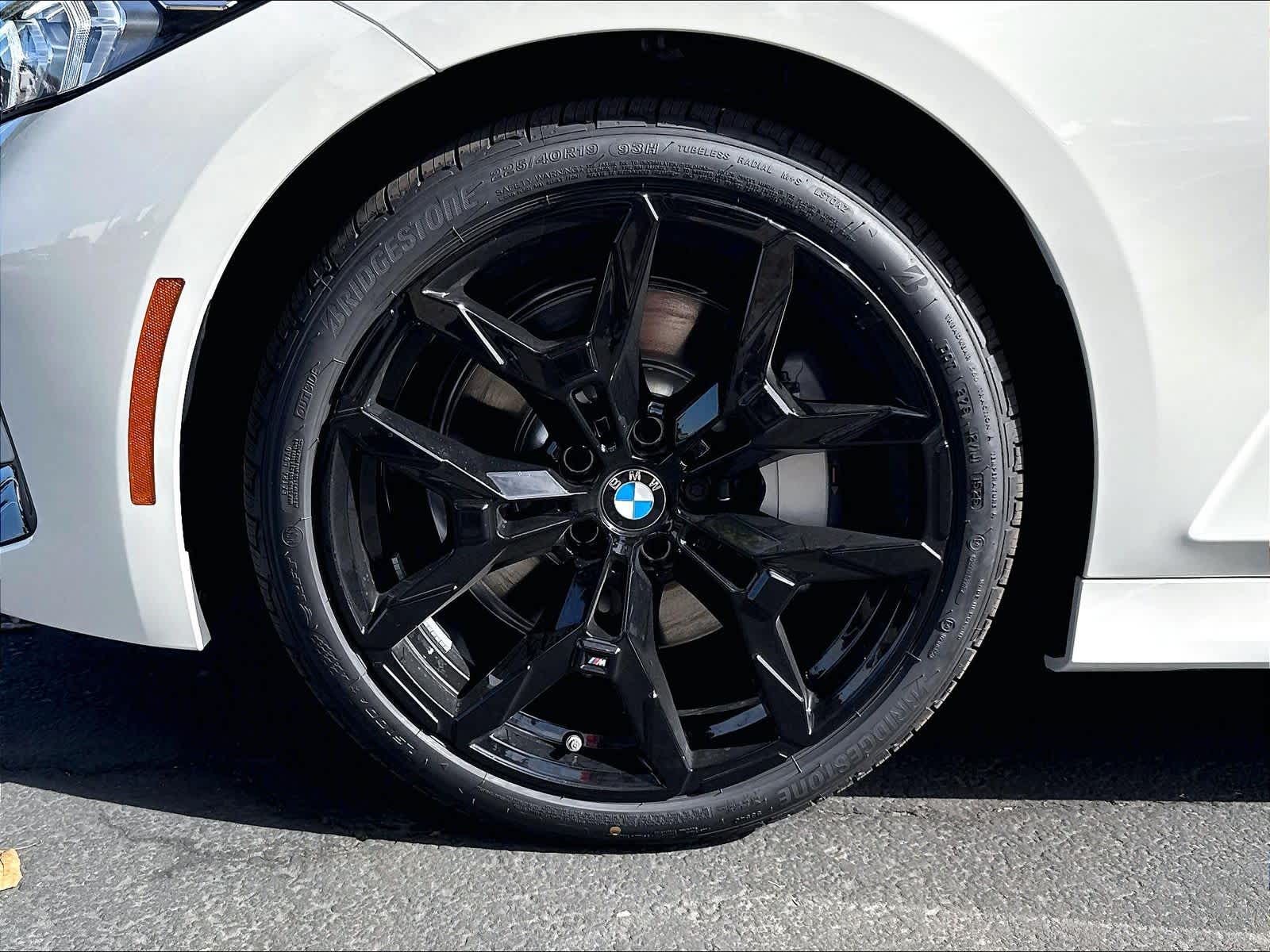 New 2026 BMW 330i NA Sedan
