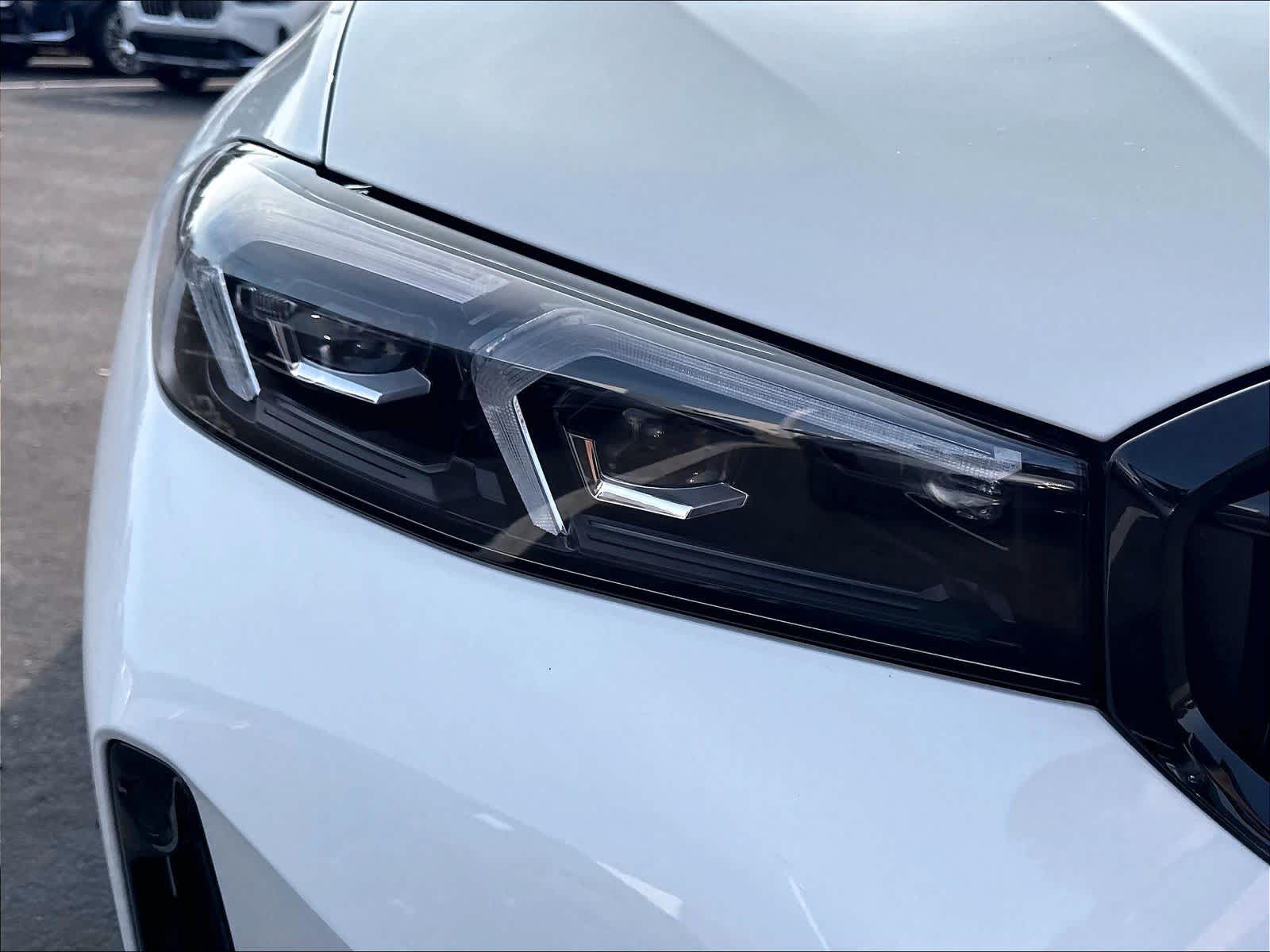 New 2026 BMW 330i NA Sedan