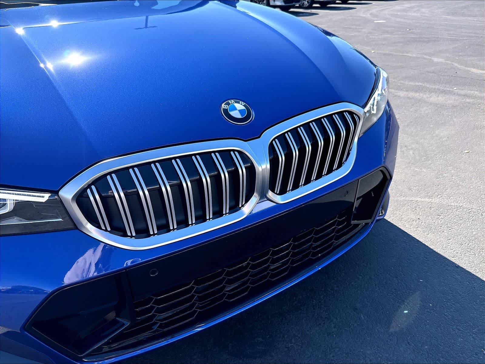 New 2026 BMW 330i NA Sedan