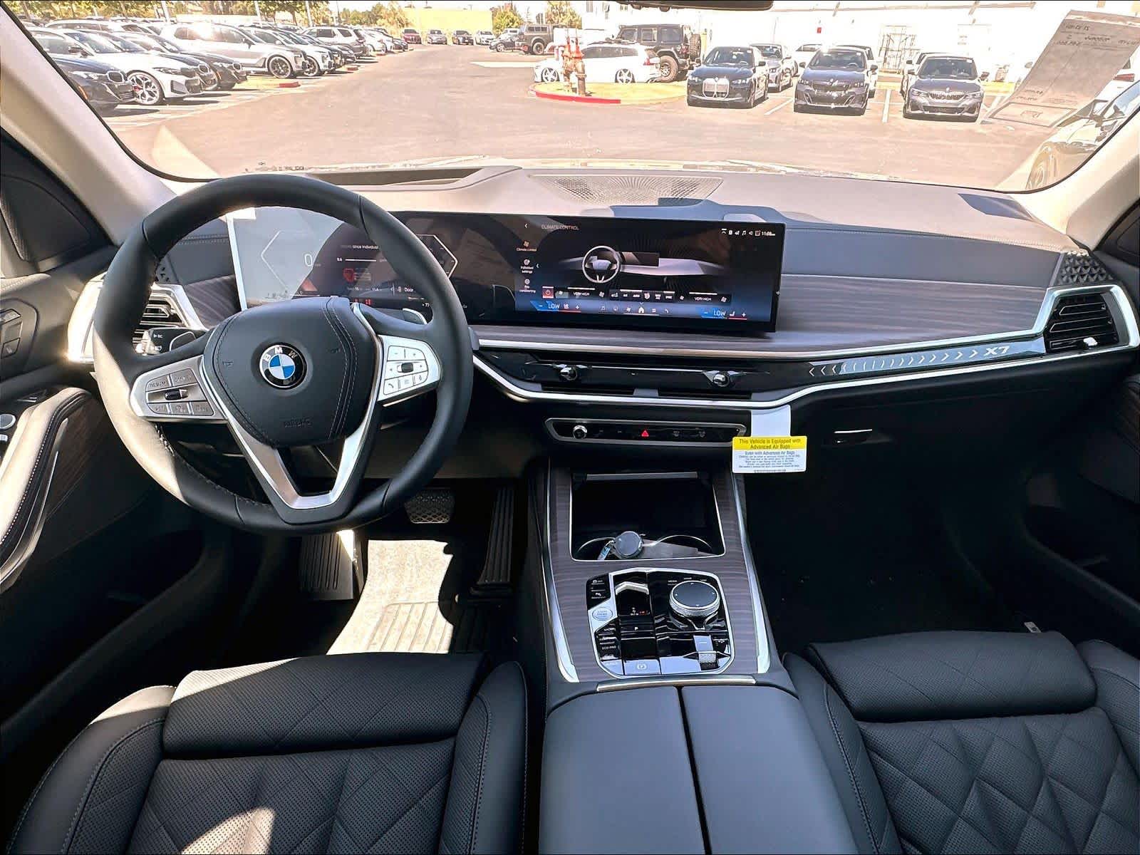 New 2027 BMW X7 xDrive40i SUV
