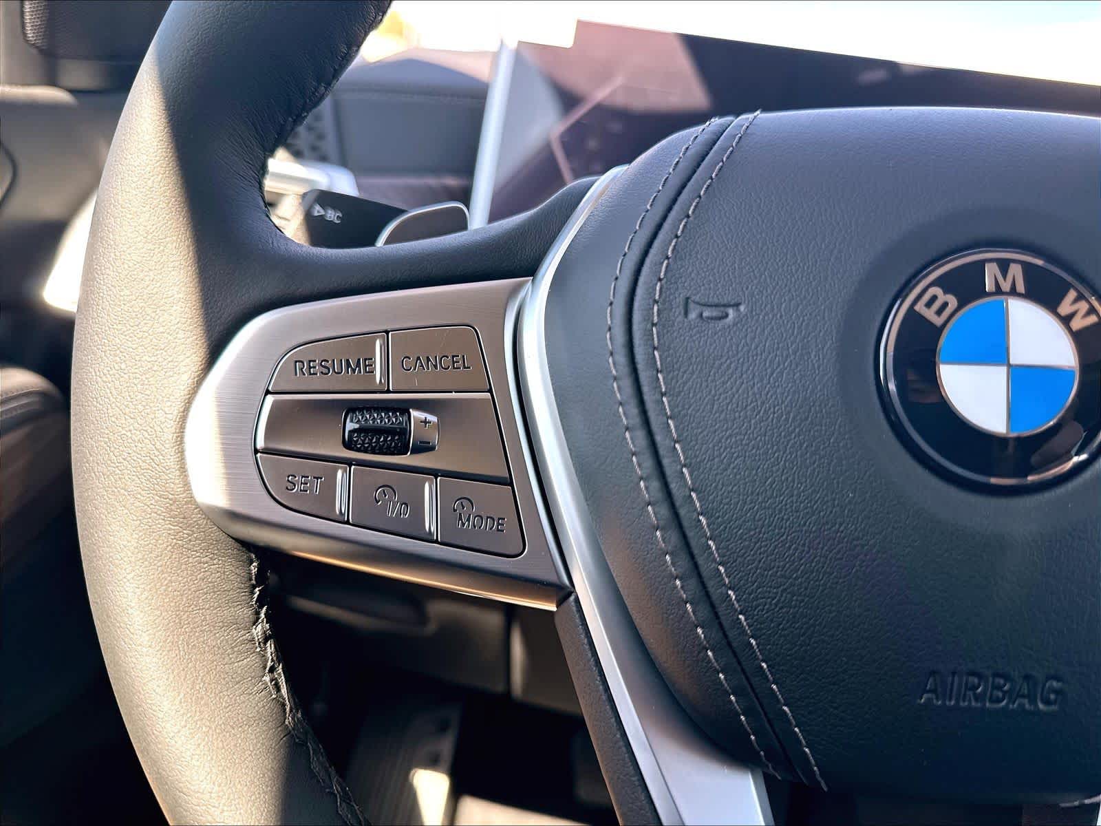New 2027 BMW X7 xDrive40i SUV