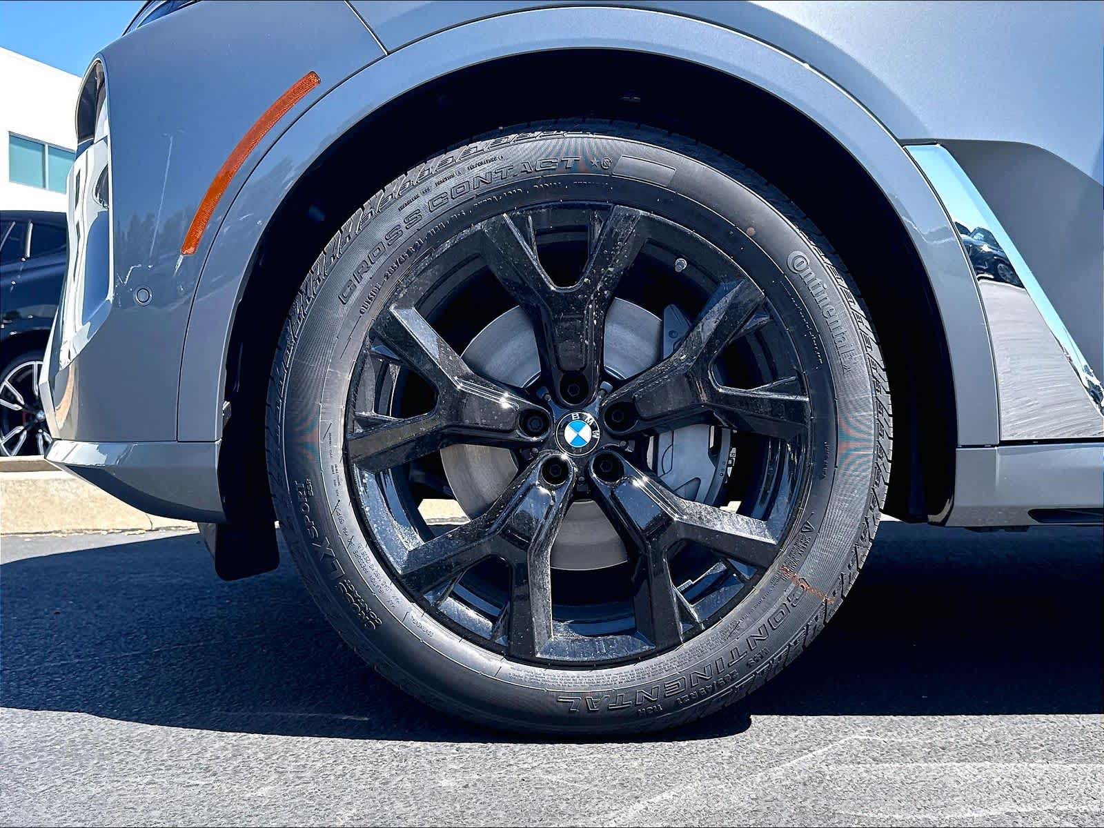 New 2027 BMW X7 xDrive40i SUV