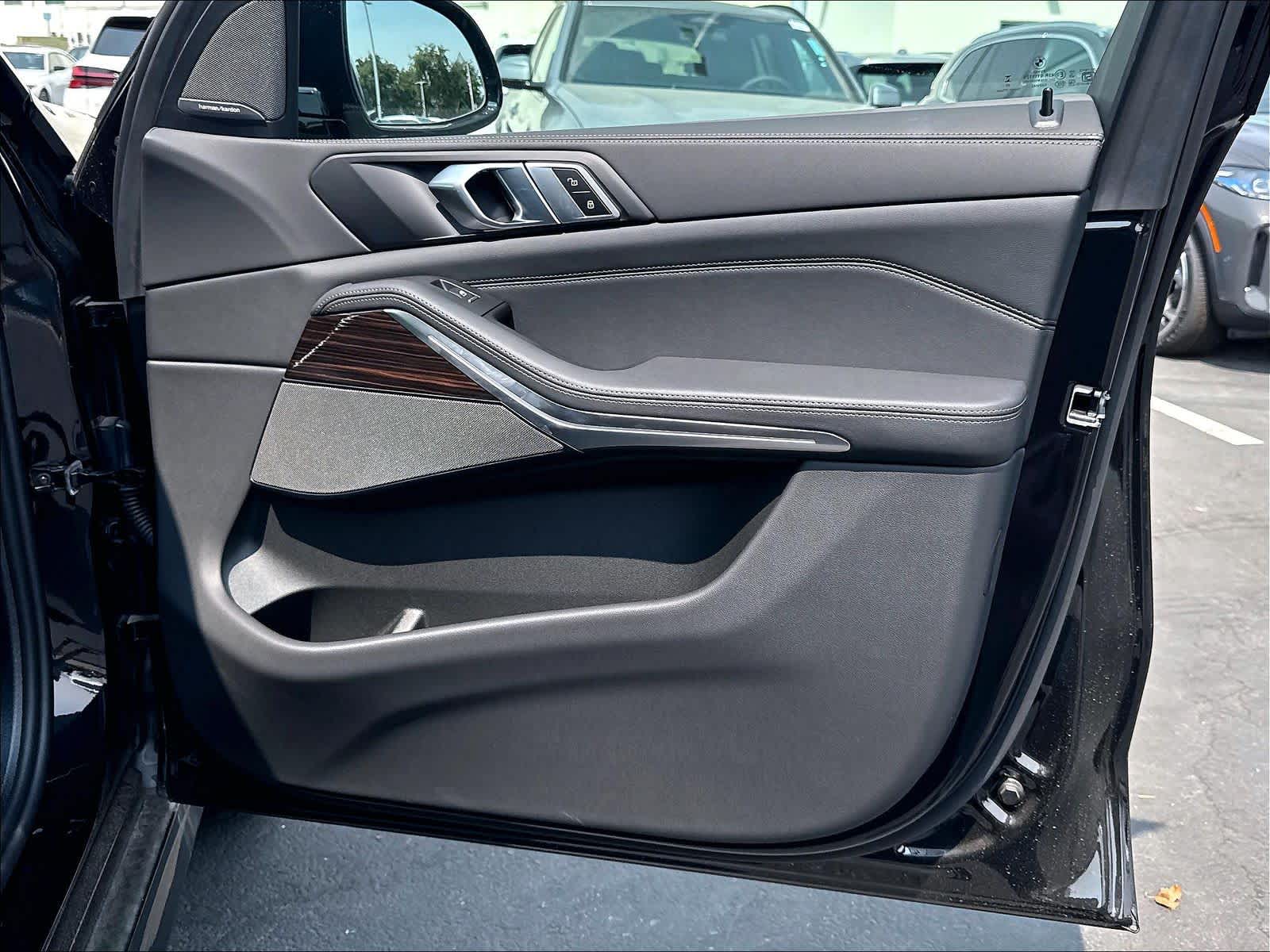 New 2026 BMW X5 xDrive40i SUV