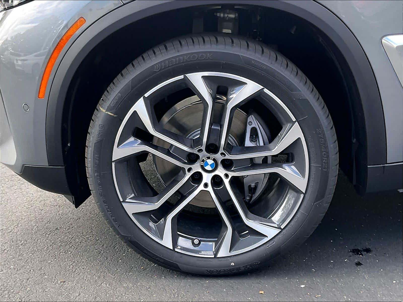 New 2026 BMW X5 xDrive40i SUV