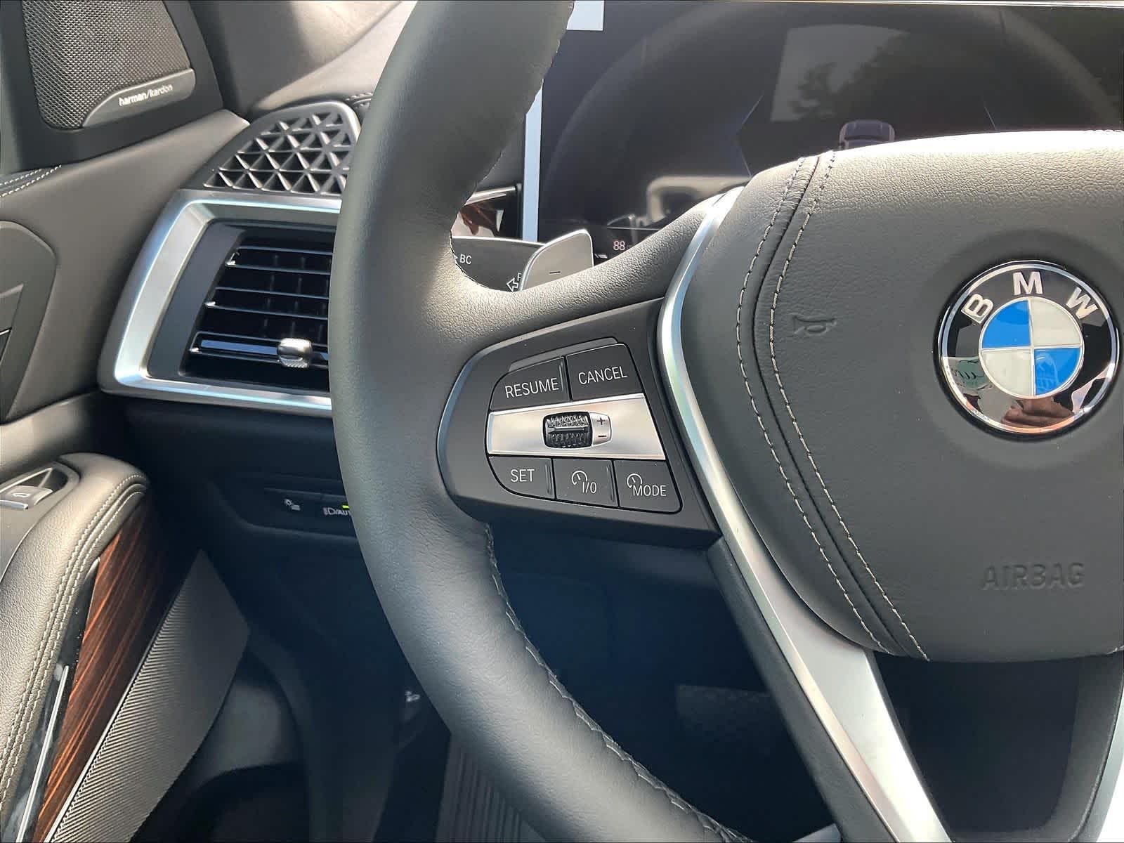 New 2026 BMW X5 xDrive40i SUV
