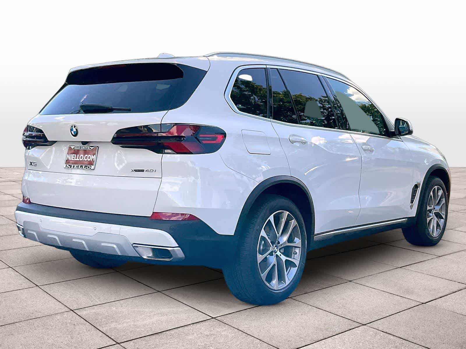 New 2026 BMW X5 xDrive40i SUV