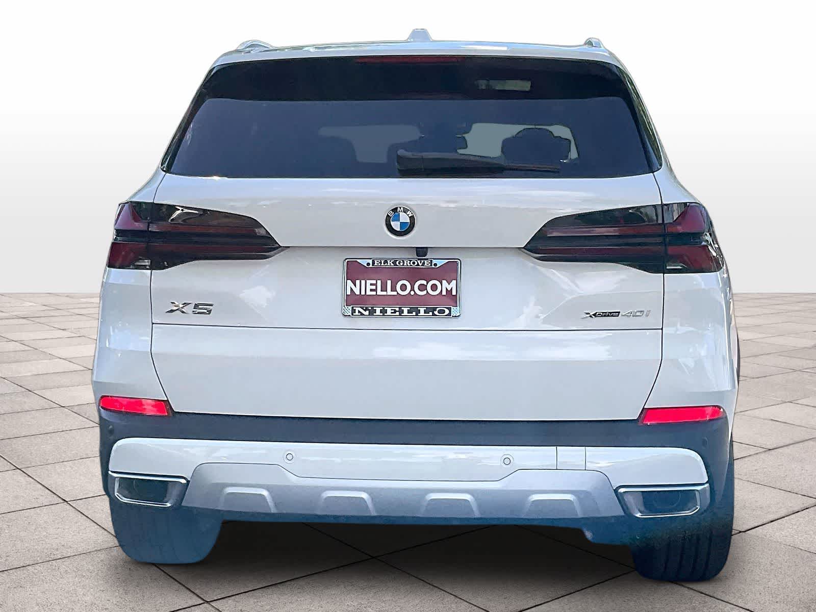 New 2026 BMW X5 xDrive40i SUV