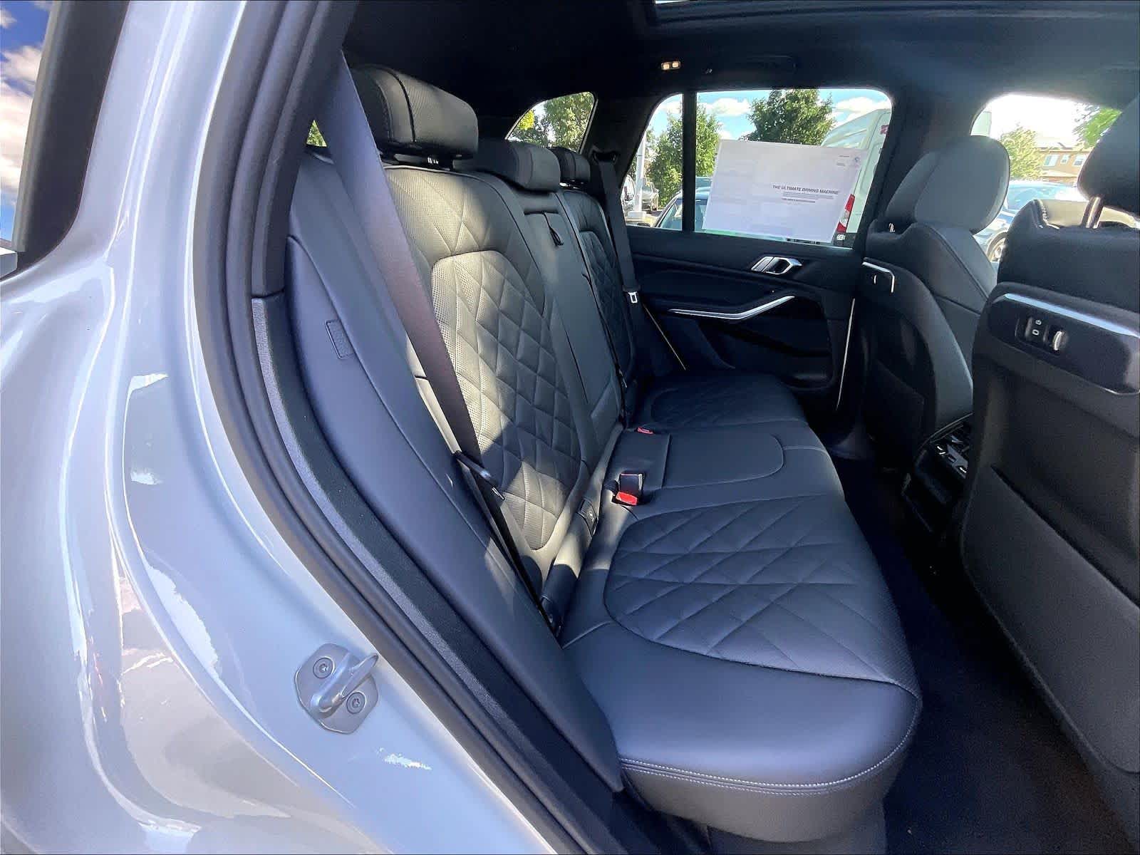 New 2026 BMW X5 xDrive40i SUV
