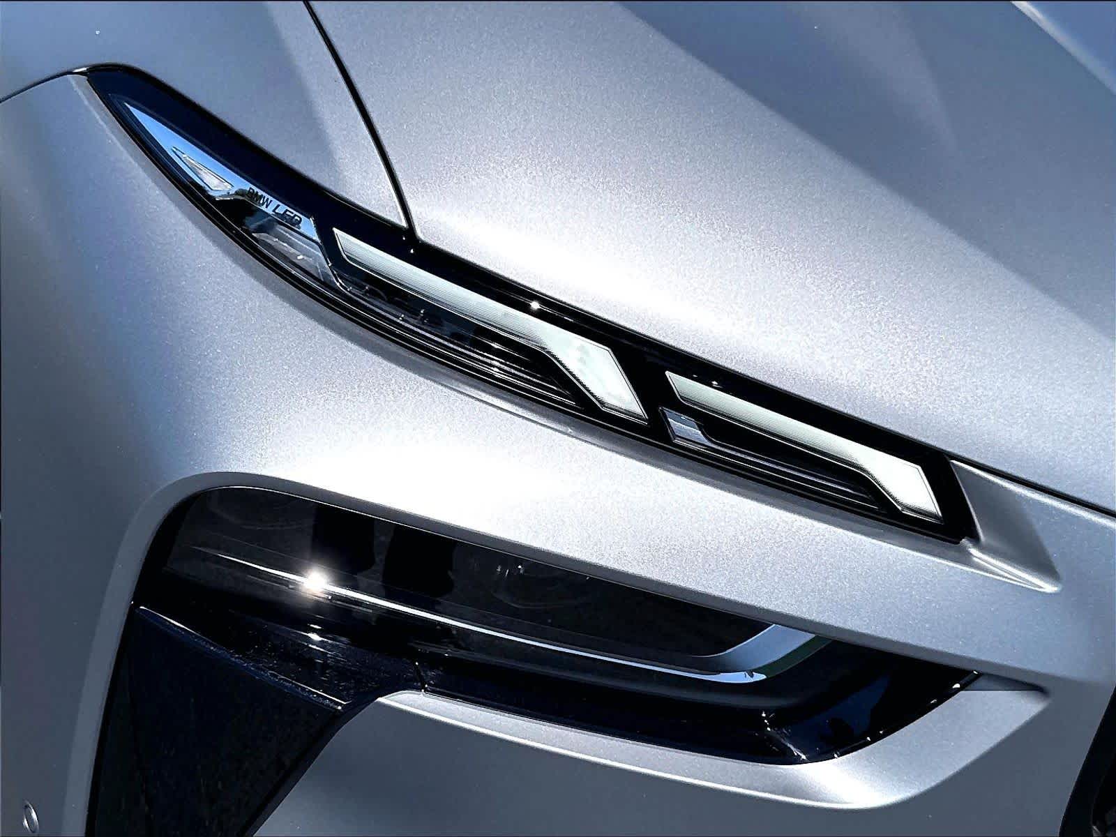 New 2027 BMW X7 M60i SUV