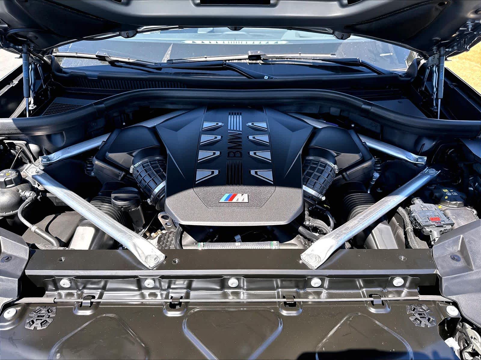 New 2027 BMW X7 M60i SUV
