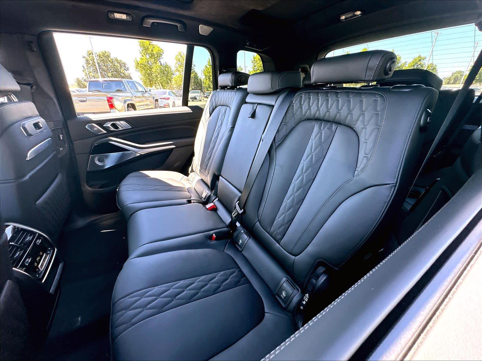 New 2027 BMW X7 M60i SUV