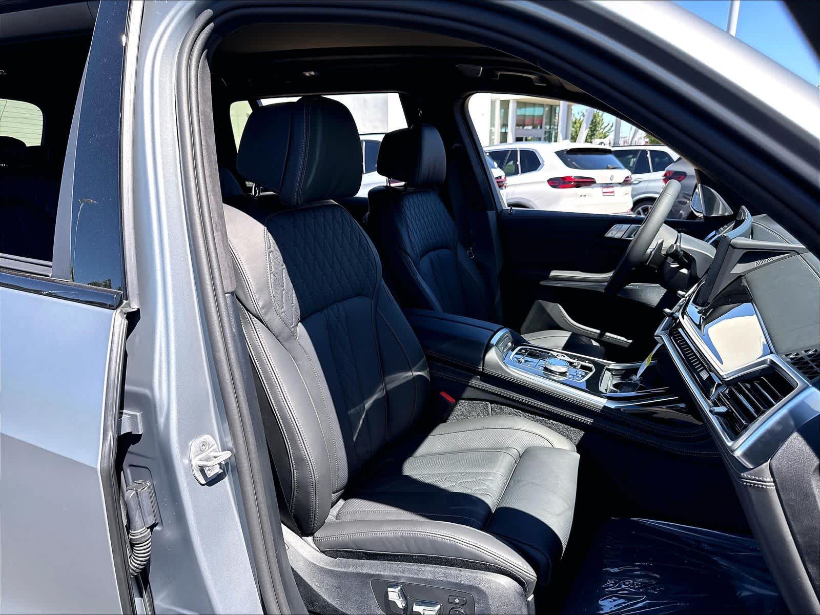 New 2027 BMW X7 M60i SUV