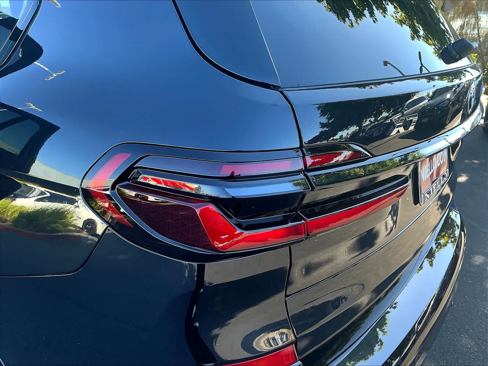 New 2026 BMW X7 M60i SUV