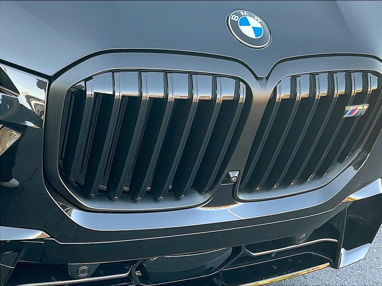 New 2026 BMW X7 M60i SUV