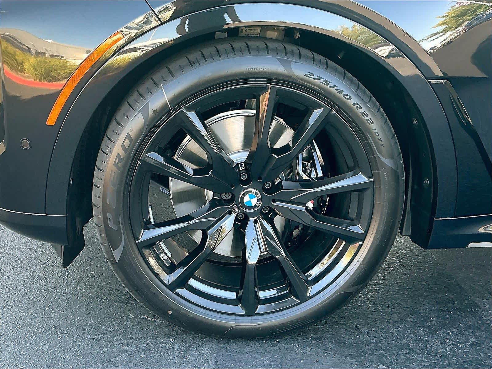 New 2026 BMW X7 M60i SUV