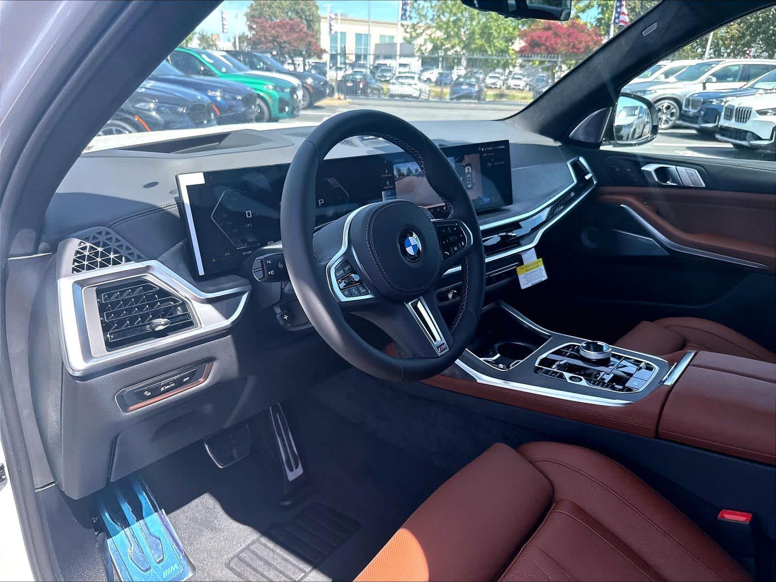 New 2027 BMW X7 M60i SUV
