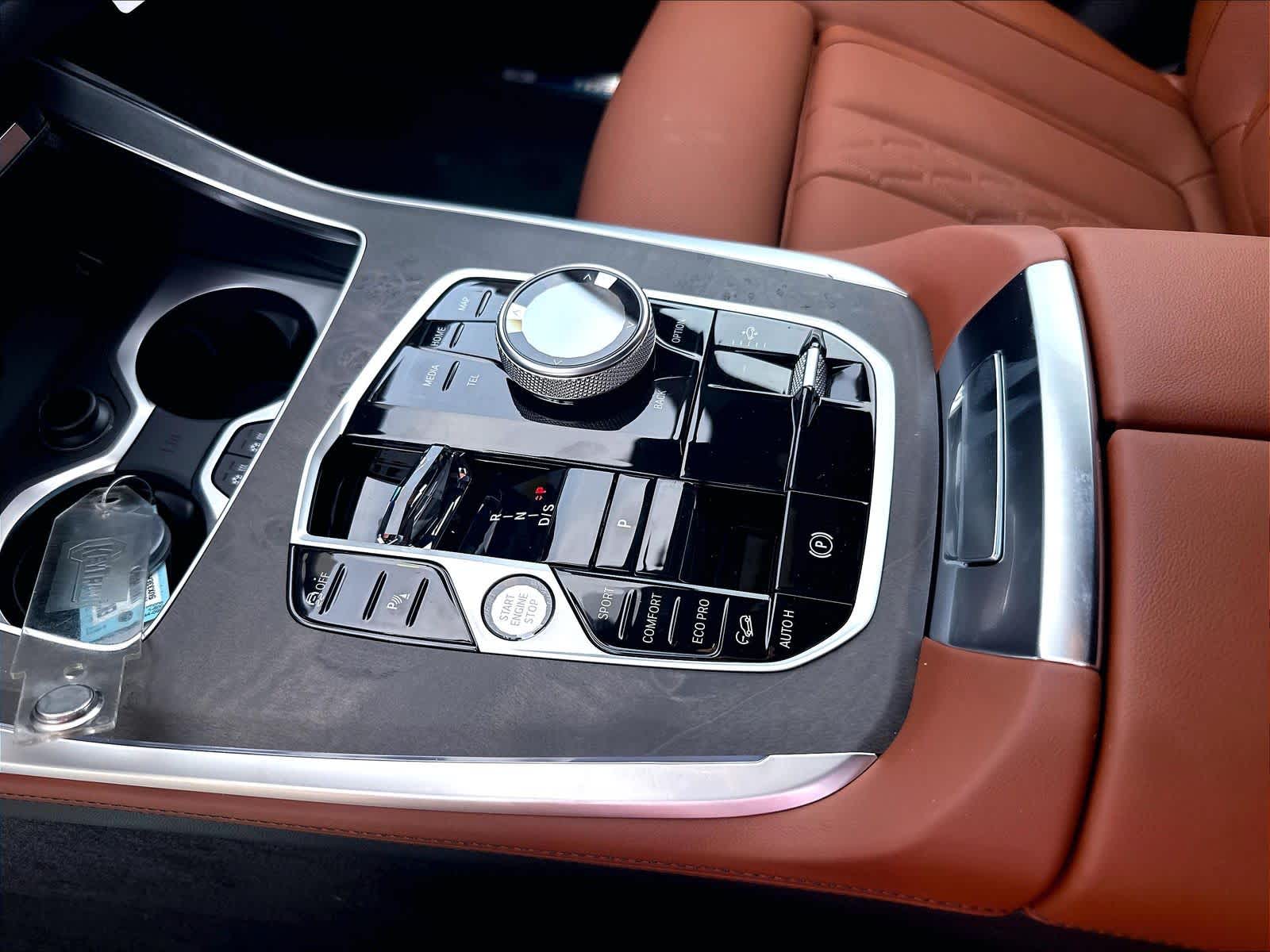 New 2027 BMW X7 M60i SUV