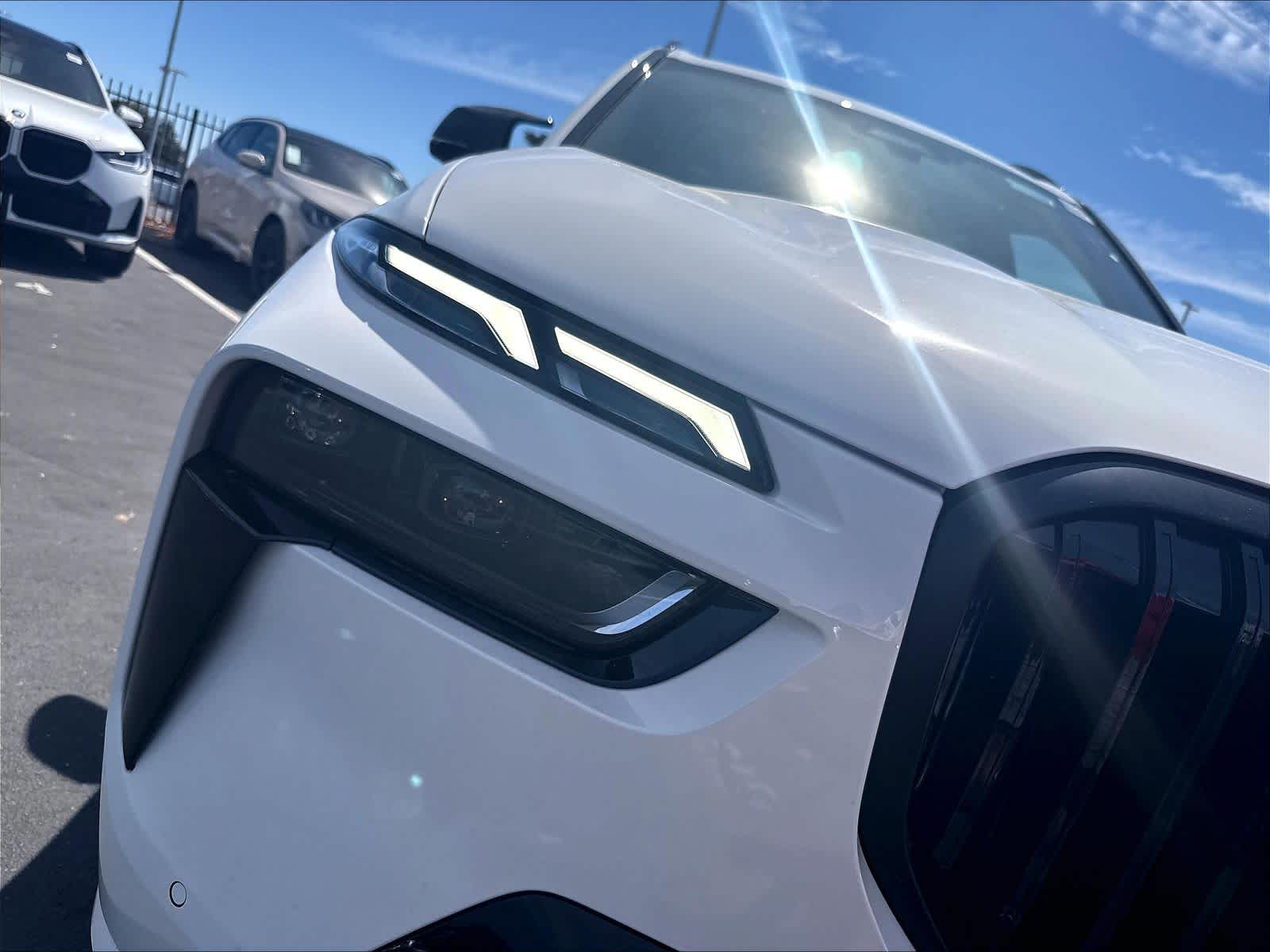 New 2027 BMW X7 M60i SUV
