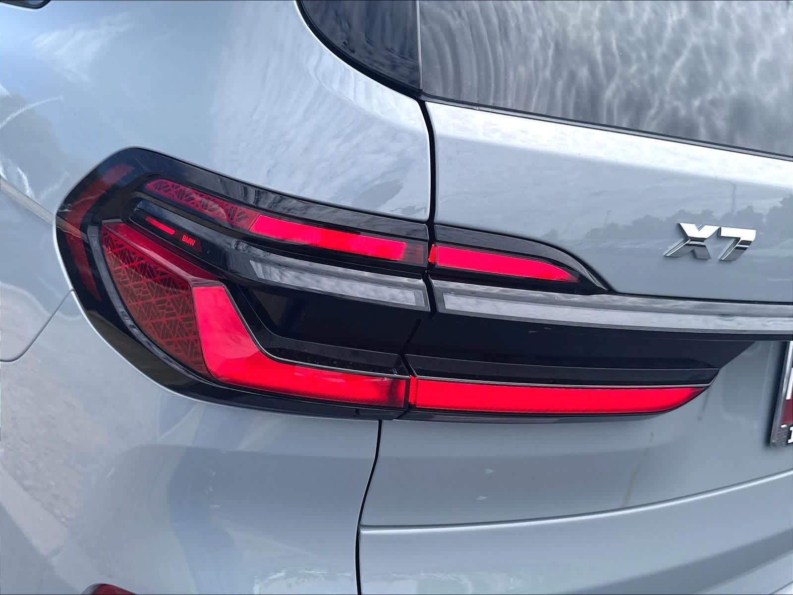 New 2027 BMW X7 M60i SUV