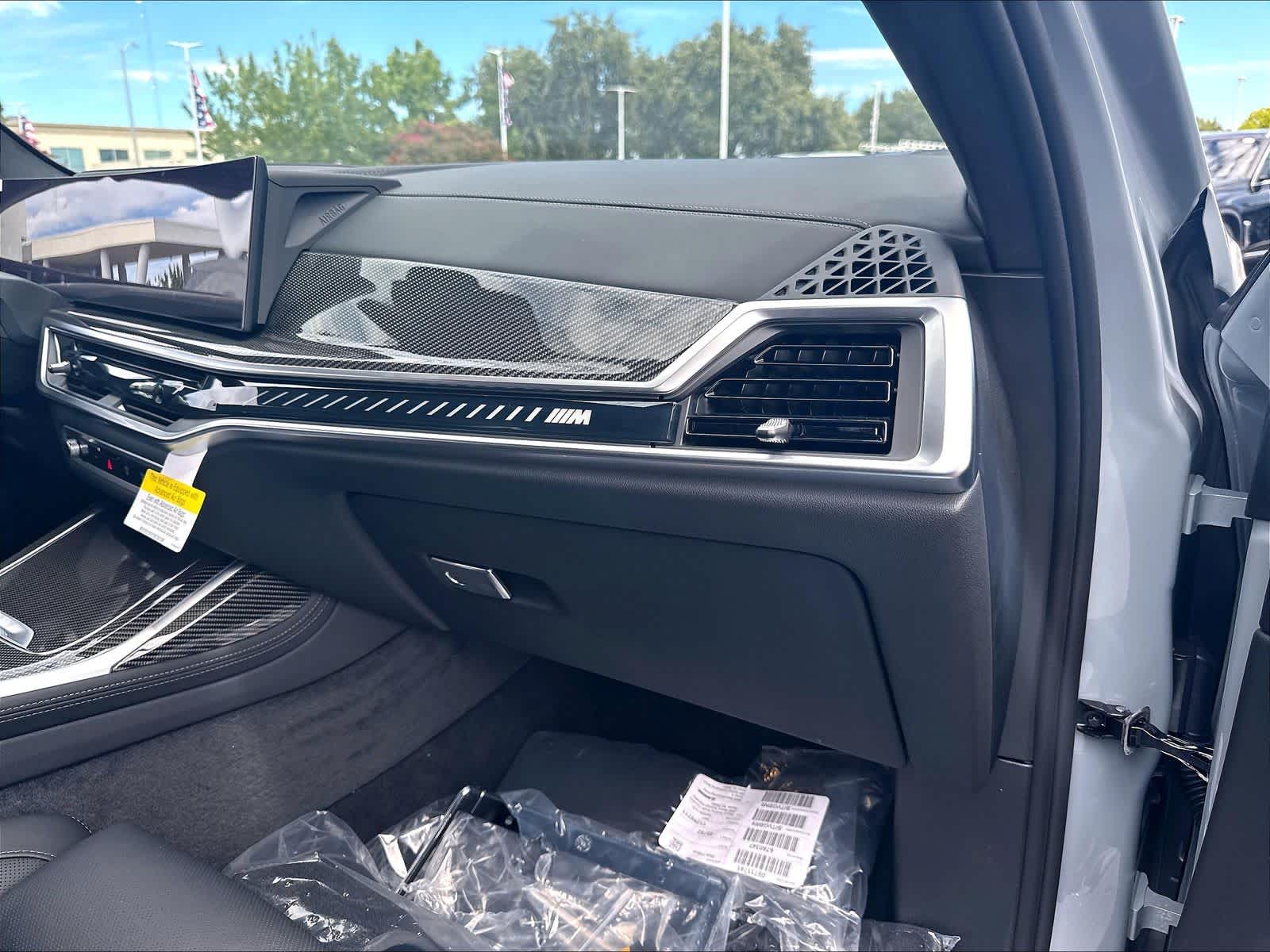 New 2027 BMW X7 M60i SUV