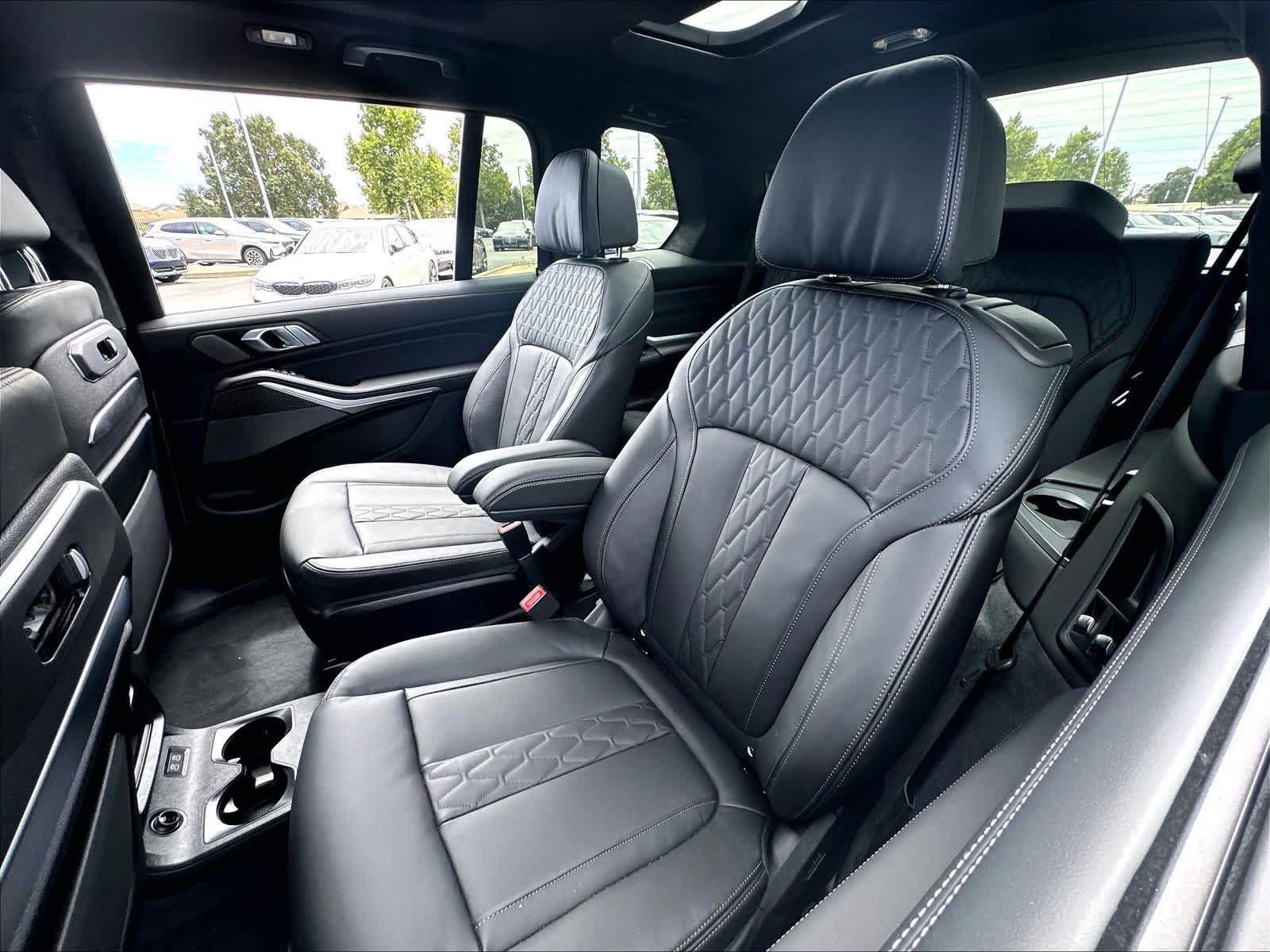 New 2027 BMW X7 M60i SUV