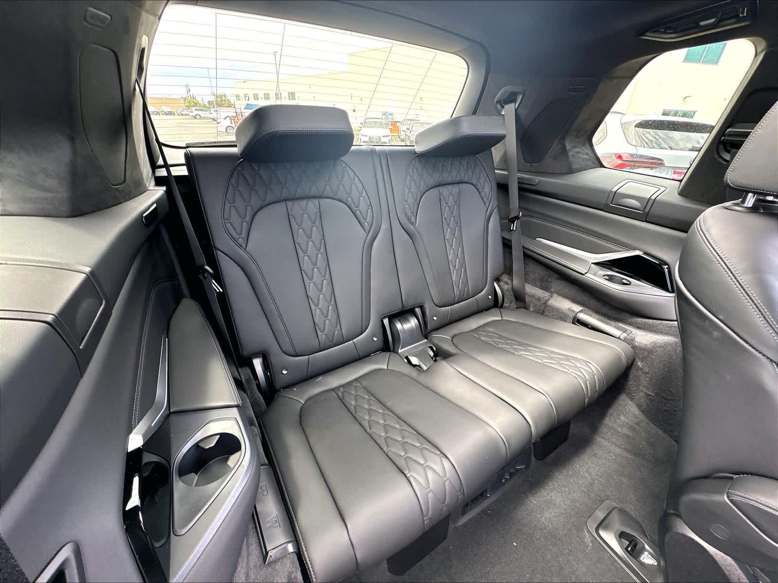 New 2027 BMW X7 M60i SUV