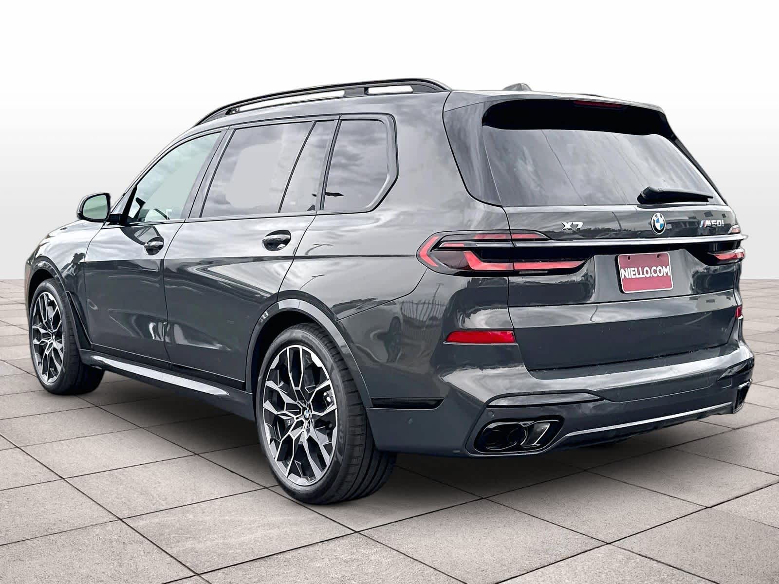 New 2027 BMW X7 M60i SUV
