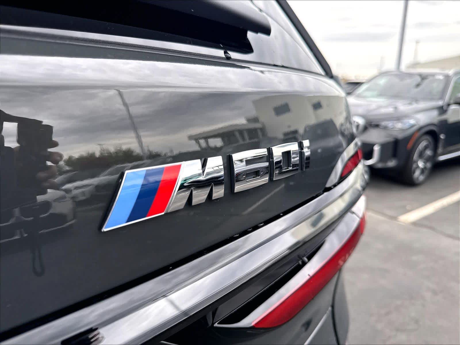 New 2027 BMW X7 M60i SUV