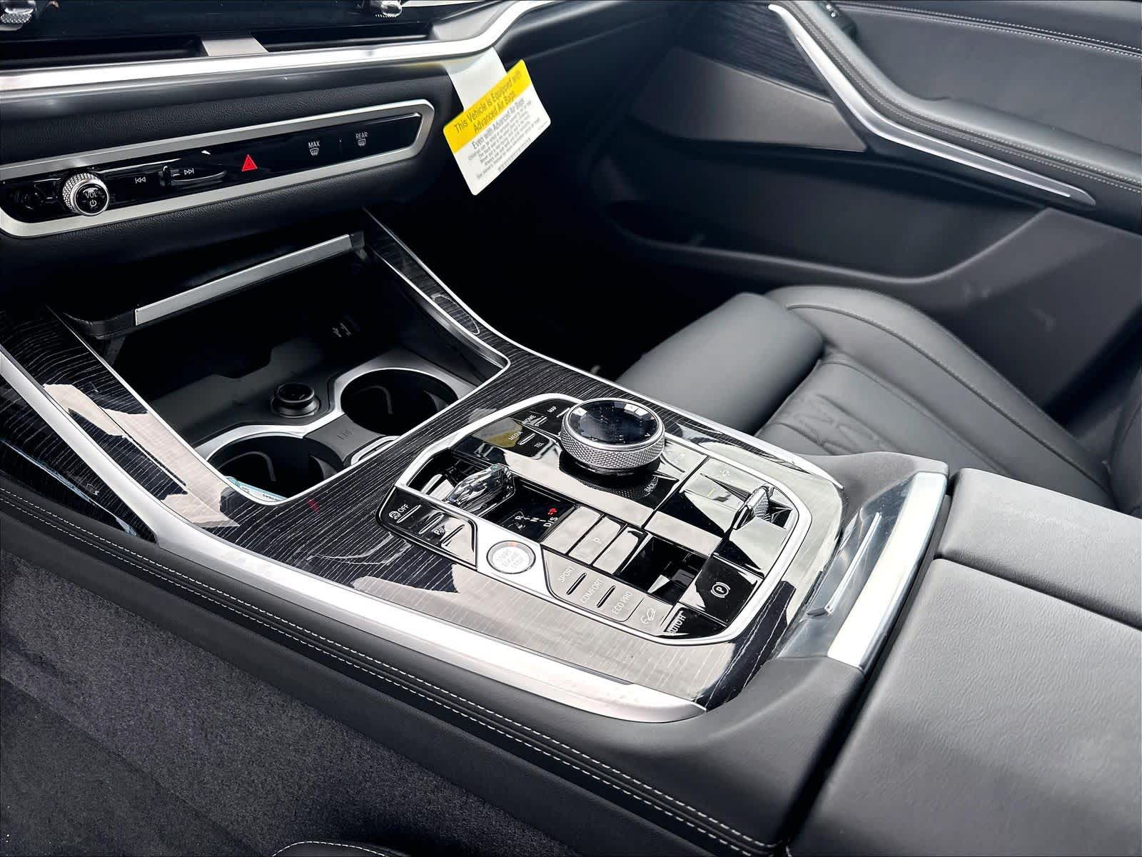 New 2027 BMW X7 M60i SUV