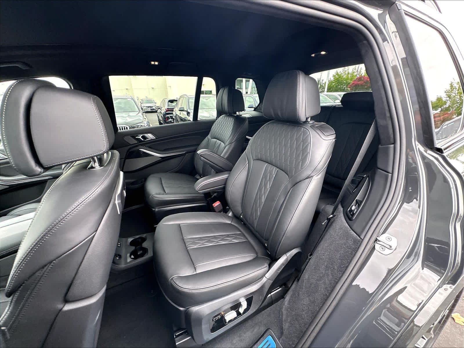 New 2027 BMW X7 M60i SUV