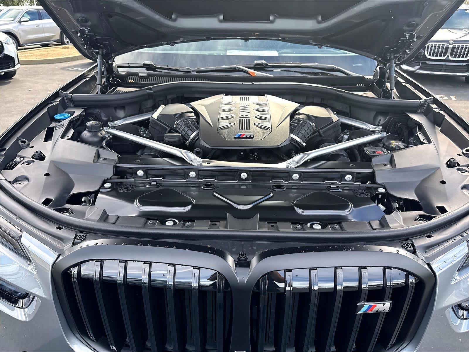 New 2027 BMW X7 M60i SUV