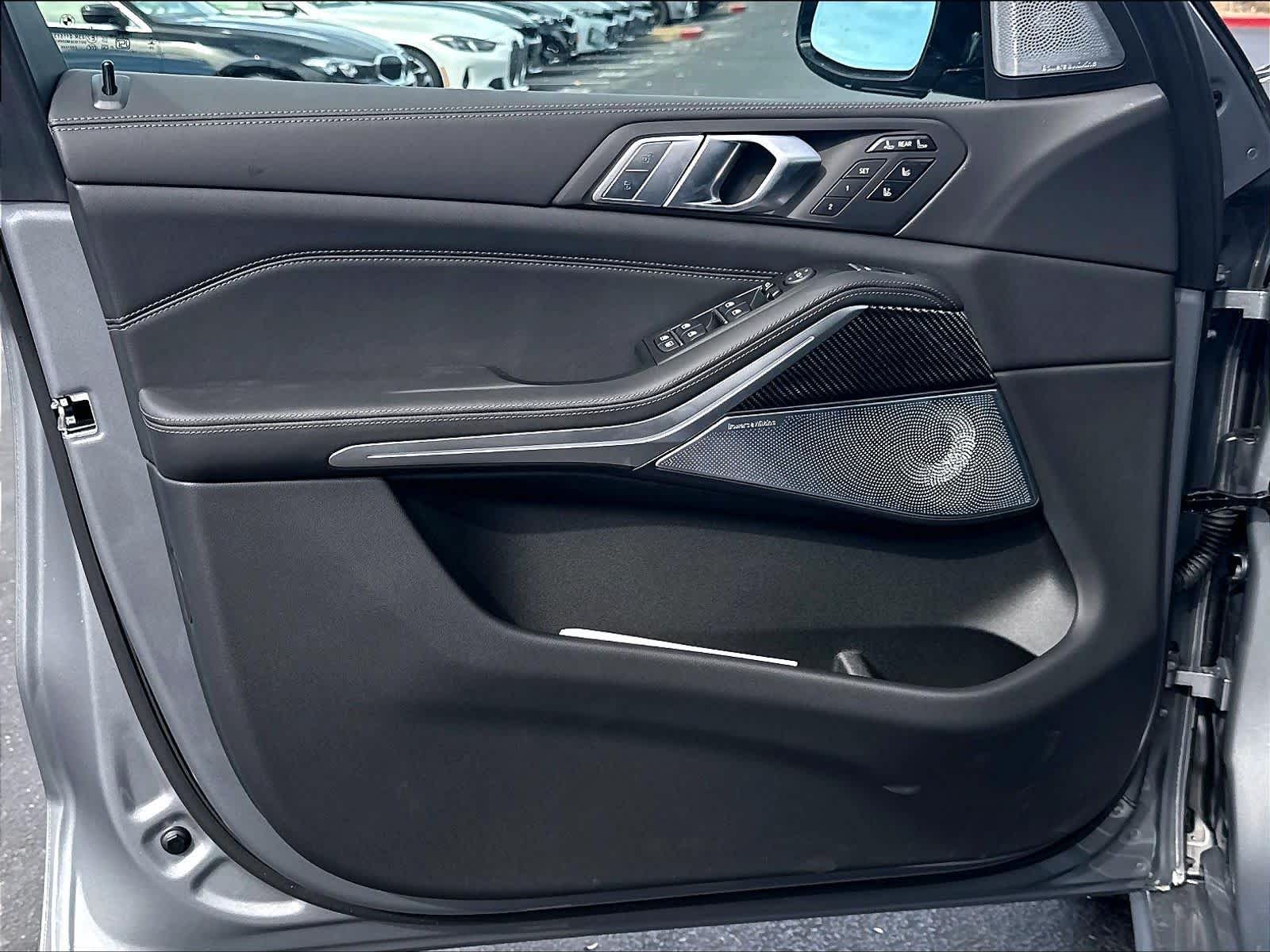 New 2027 BMW X7 M60i SUV