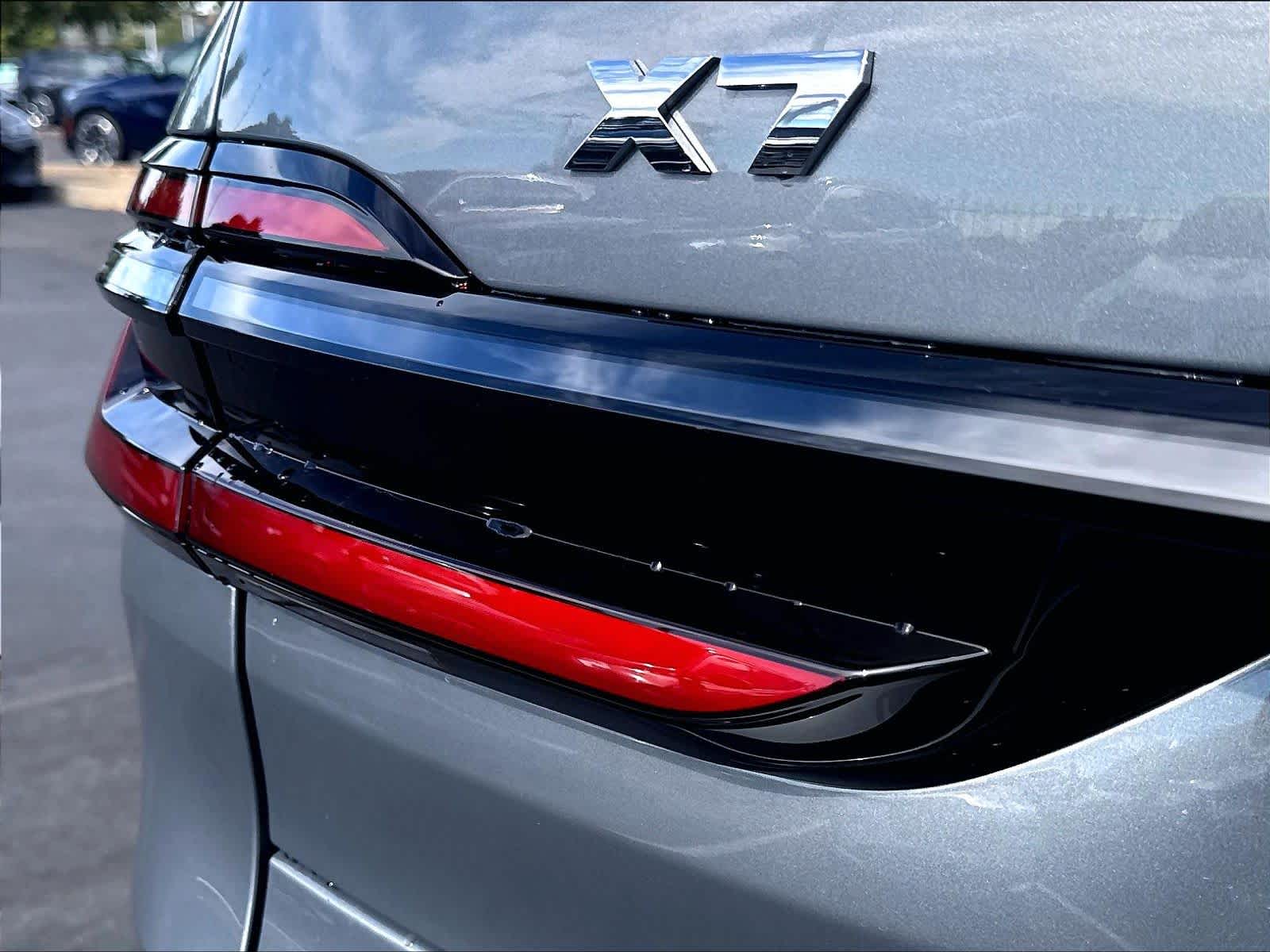 New 2027 BMW X7 M60i SUV