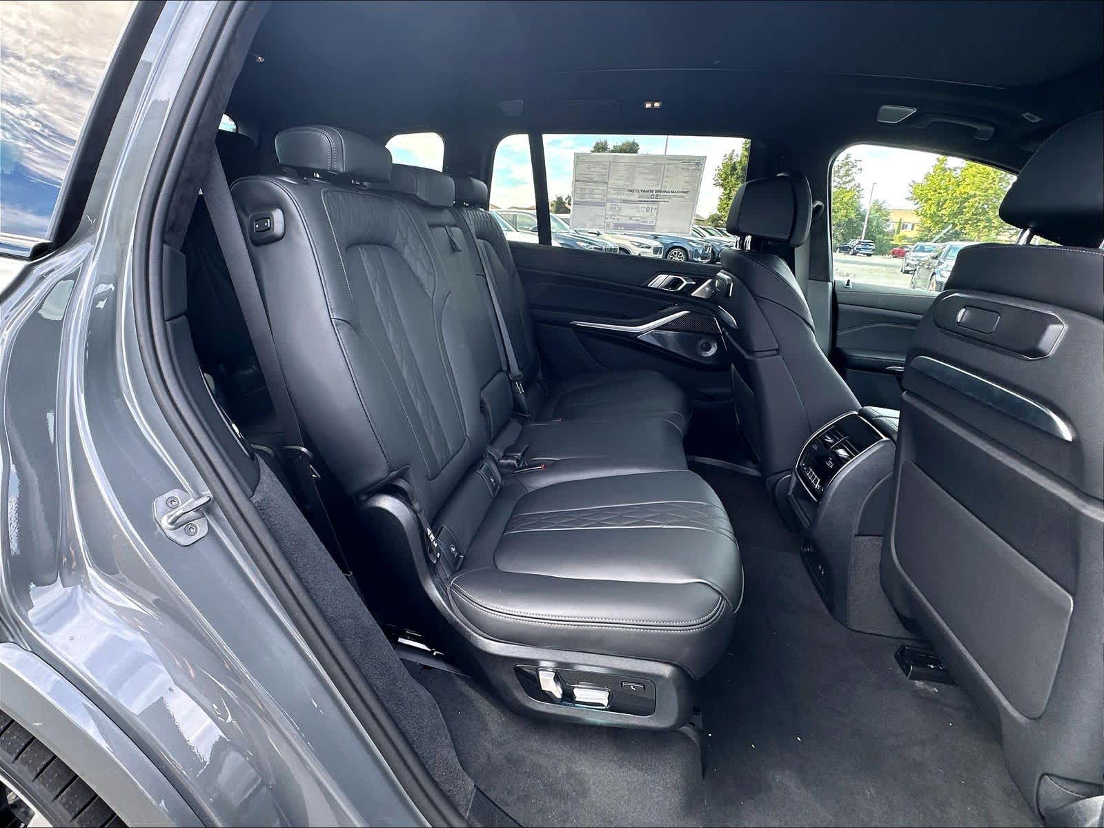 New 2027 BMW X7 M60i SUV